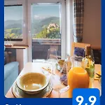 Appartement Haus Biechl Mit Blick Auf Burg Hohenwerfen *