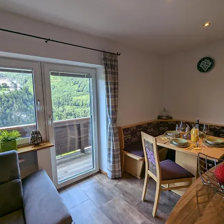 Haus Biechl Mit Blick Auf Burg Hohenwerfen Lejlighed