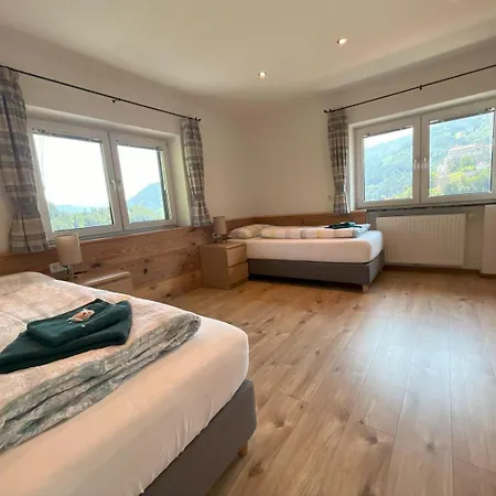 Lejlighed Haus Biechl Mit Blick Auf Burg Hohenwerfen Pfarrwerfen