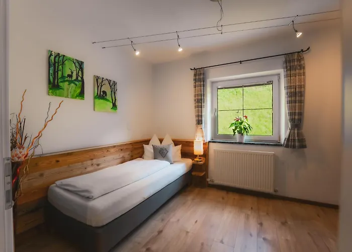 شقة Haus Biechl Mit Blick Auf Burg Hohenwerfen